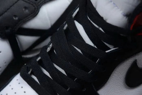 Jordan 1 High "Black Toe"