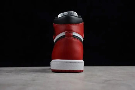 Jordan 1 High "Black Toe"